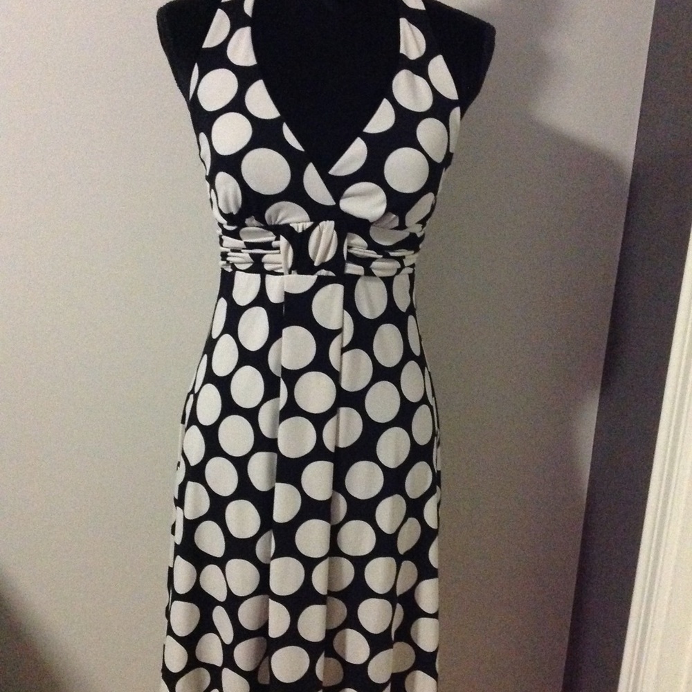 🖤 ADORABLE Vintage Polka-Dot Halter Dress